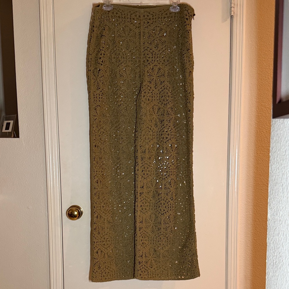 H&M Women’s Crochet Pants In Khaki / Olive Green Color